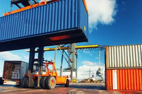 container unloading Parramatta